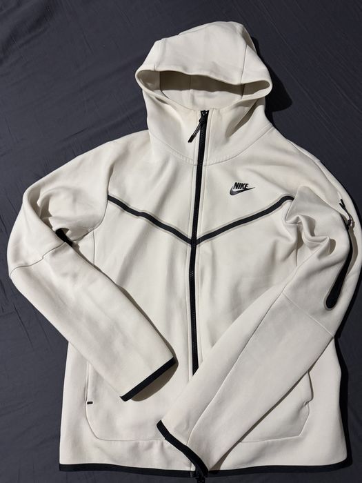 Nike Tech Fleece !!СПЕШНО!! !!ОРИГИНАЛЕН!!