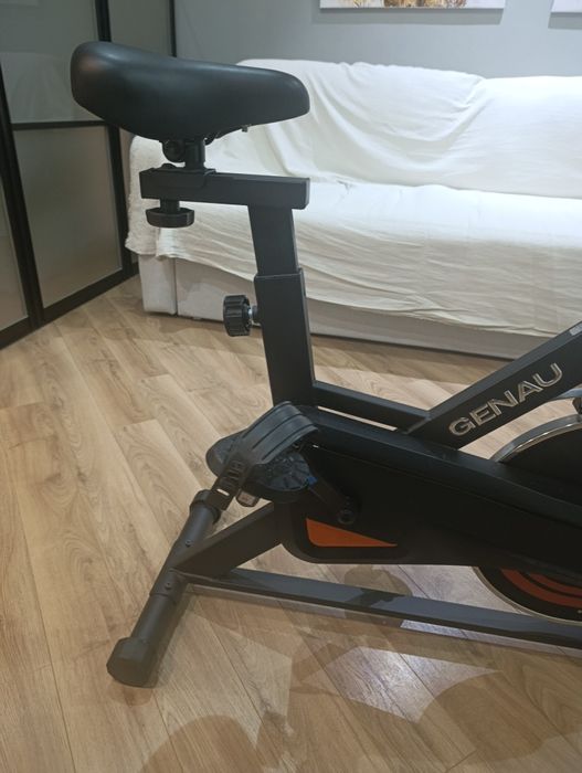 Велотренажёр Genau