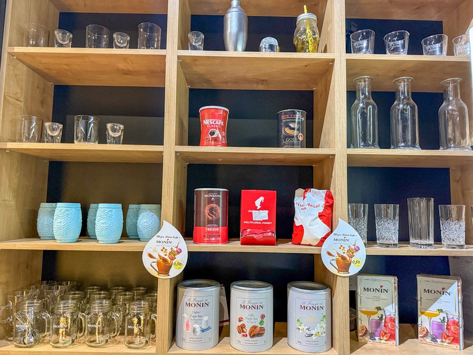 Дава се под наем Заведение в София, Дружба 2 - 50 кв.м за 1275 € - Снимка #10