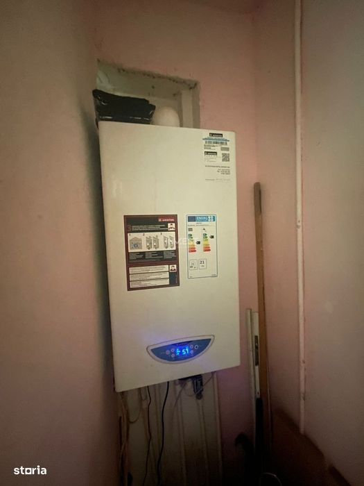 Apartament 2 camere-Podu Ros-liceul Dimitrie Cantemir