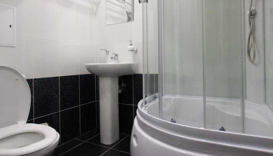 Дава се под наем Двустаен апартамент в Пловдив, Тракия - 65 кв.м за 229.5 € - Снимка #2