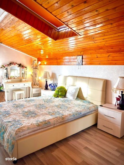 Vanzare - Casa P+M, teren de 758 mp