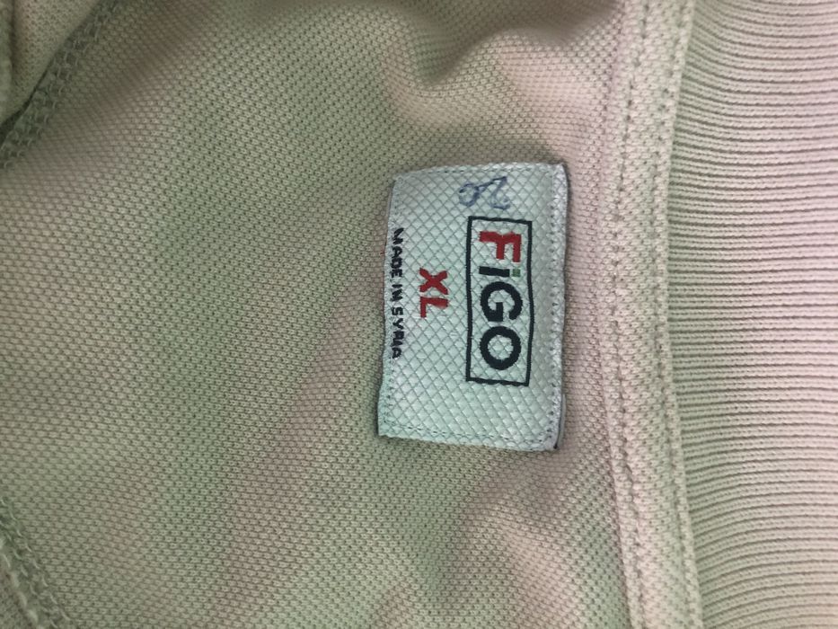 Vand tricou Lacoste pentru bărbați
