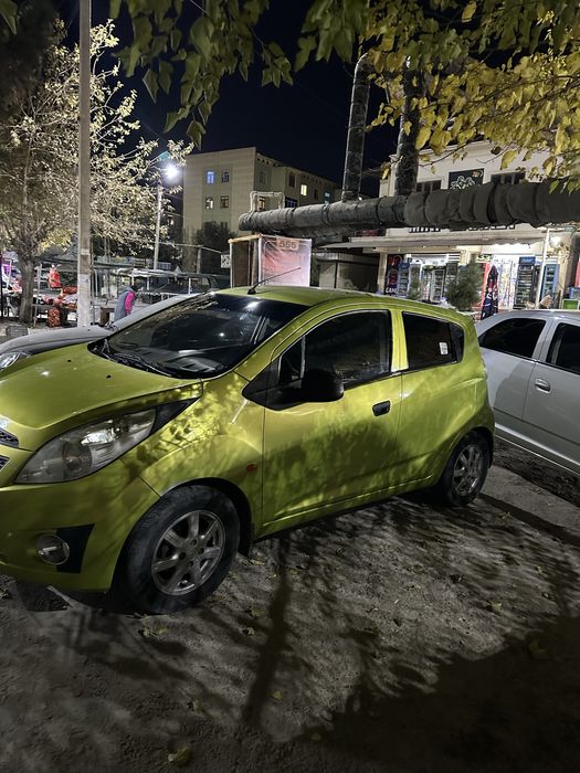 Chevrolet spark 2011