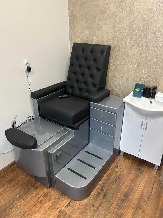 педикюрен стол професионален с хидромасажи от производител