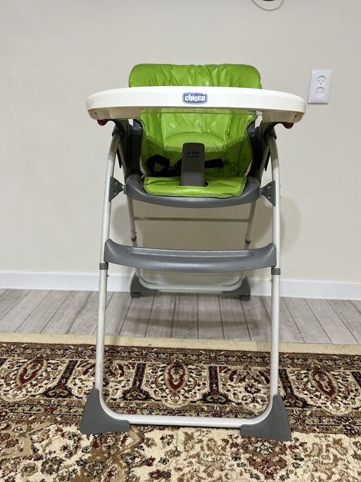 Стульчик для кормления малыша Chicco