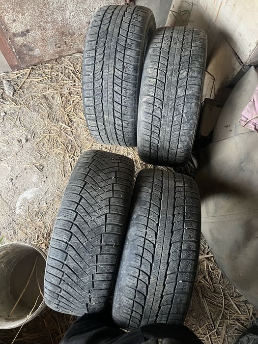 Зимние шины зимний баллон 225/50/17