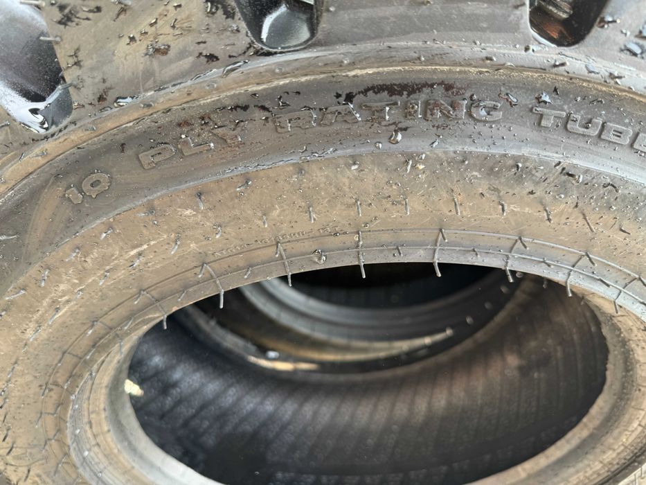 Cauciucuri cu 10 pliuri 10-16.5 pentru bobcat marca GALAXY HULK