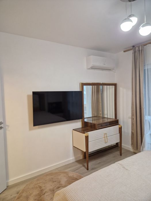 Proprietar ofer spre închiriere apartament cu doua camere