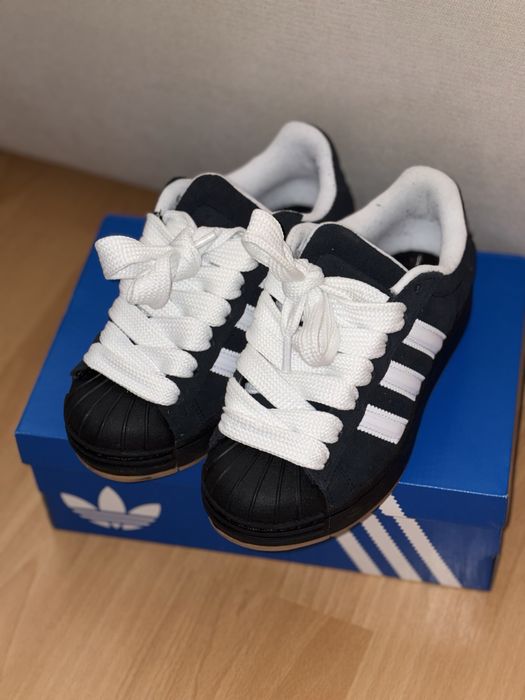 adidas Originals Superstar ST