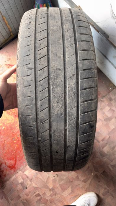 Продам шины 245/55 R19