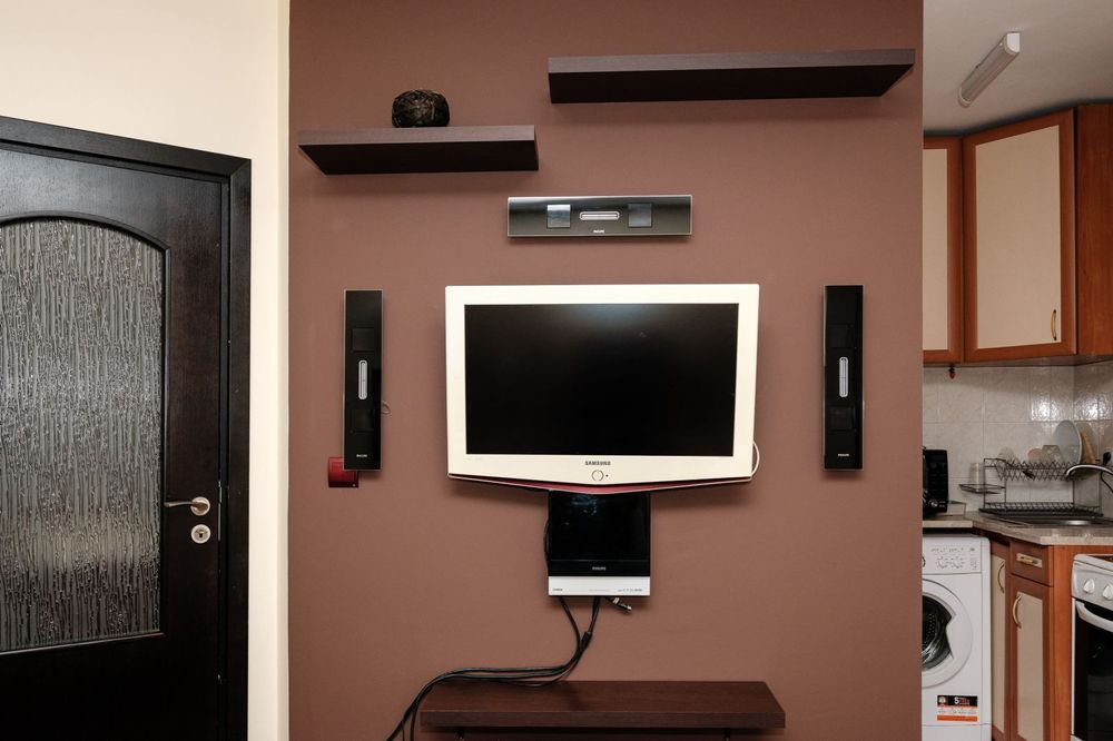 Дава се под наем Двустаен апартамент в София, Редута - 52 кв.м за 497.25 € - Снимка #2