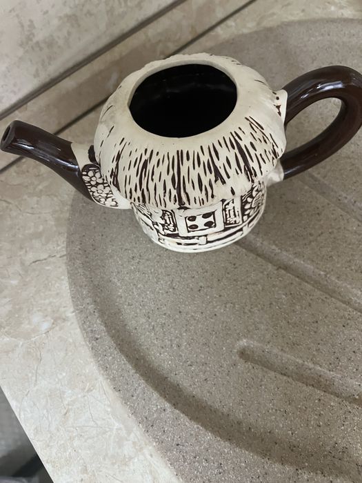 Продам керамический чайник