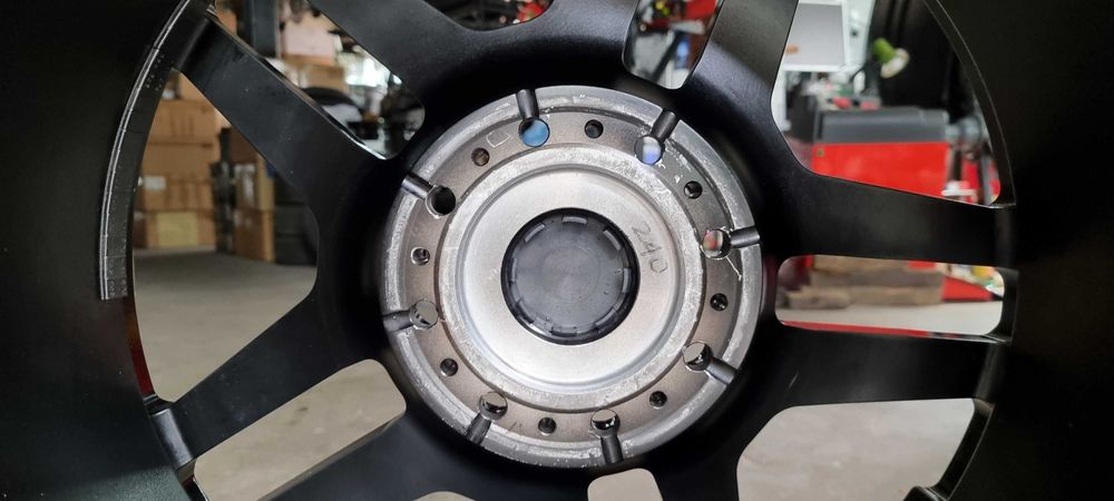 Джанти 22 цола + Гуми Pirelli 22 цола от Mercedes G500 4×4²