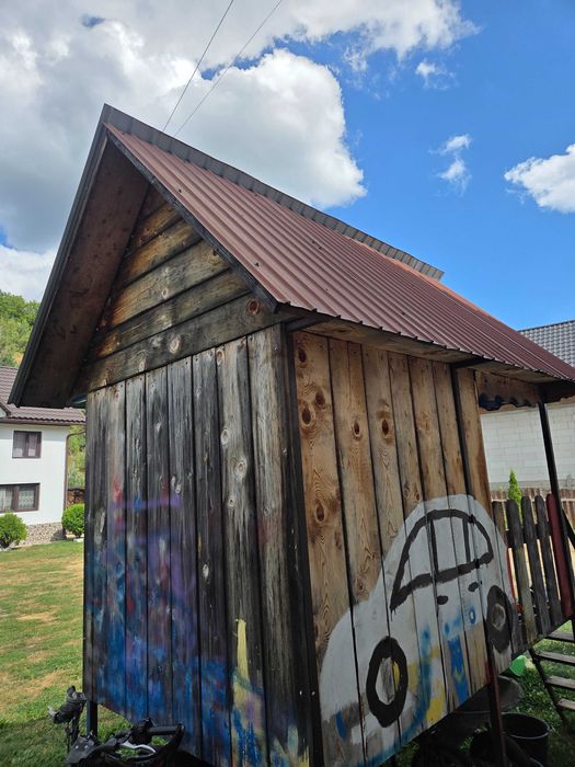 Casuta pentru copii cu tobogan
