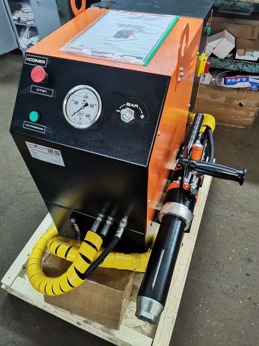 Гидро домкрат для натяжения арматуры