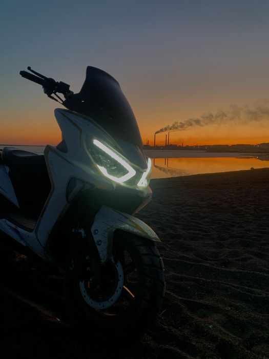 Продам макси мопед