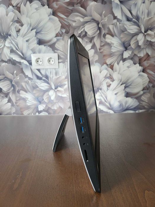 ПРОДАМ МОНОБЛОК - HP Б/У в отличном состоянии