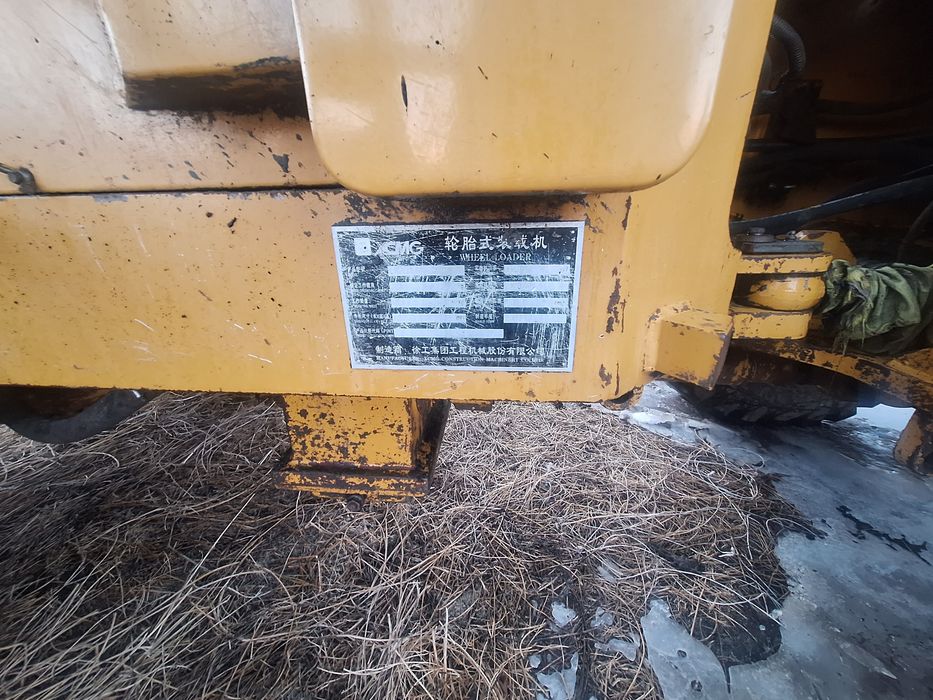 Погрузчик в рабочем состоянии