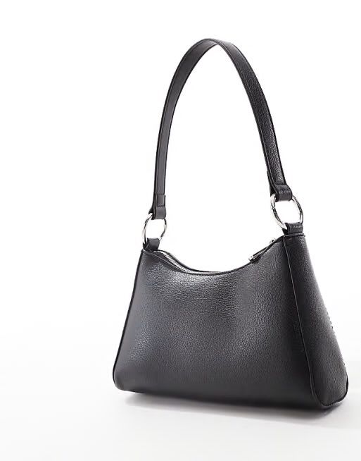 Класическа черна чанта с дръжка