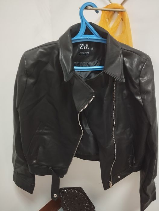 Продам кожаную куртку