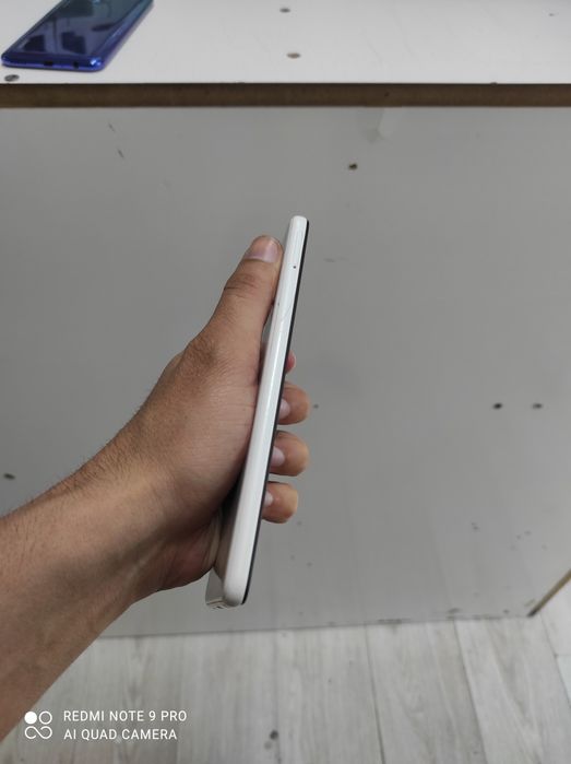 Samsung A22 holati yahshi garantiyasi bor