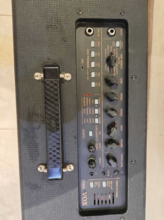 Усилвател за китара Vox valvetronix VT40X