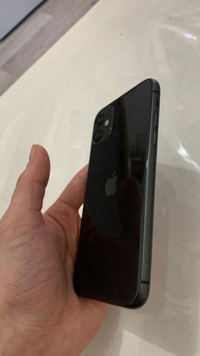 Продам iphone 11 в хорошем состояний