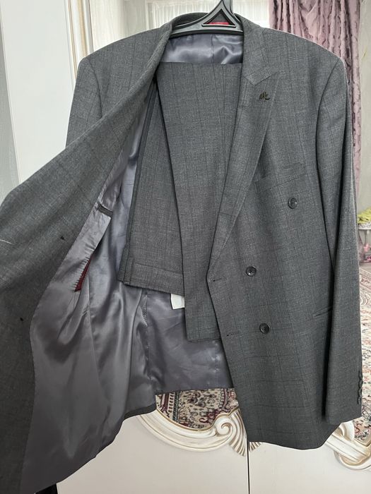 Костюм мужской