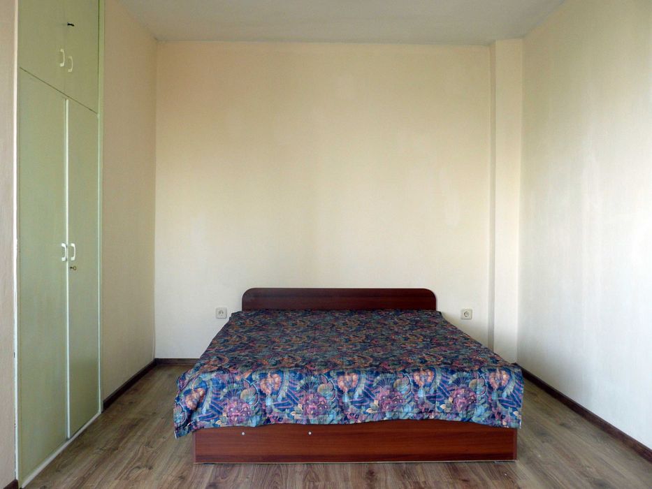 Продава се Едностаен апартамент в Варна, Цветен квартал - 45 кв.м за 2445 €/кв.м - Снимка #2