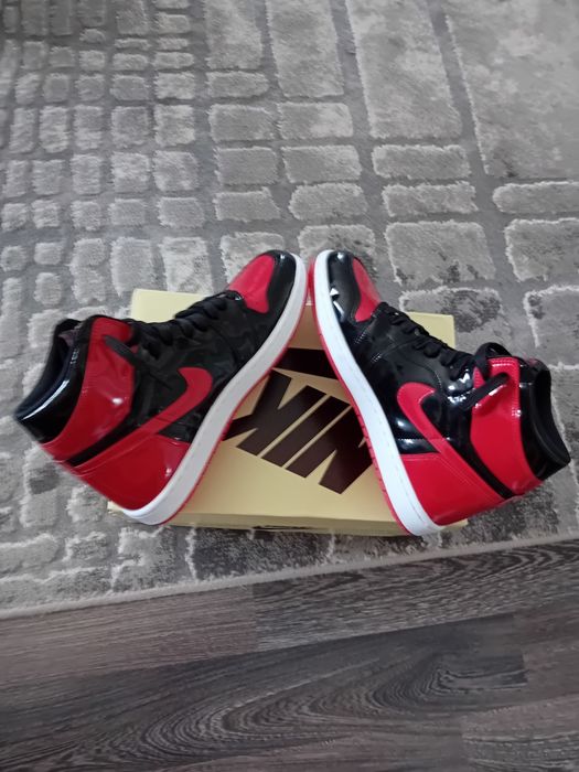 Jordan 1 patent bred