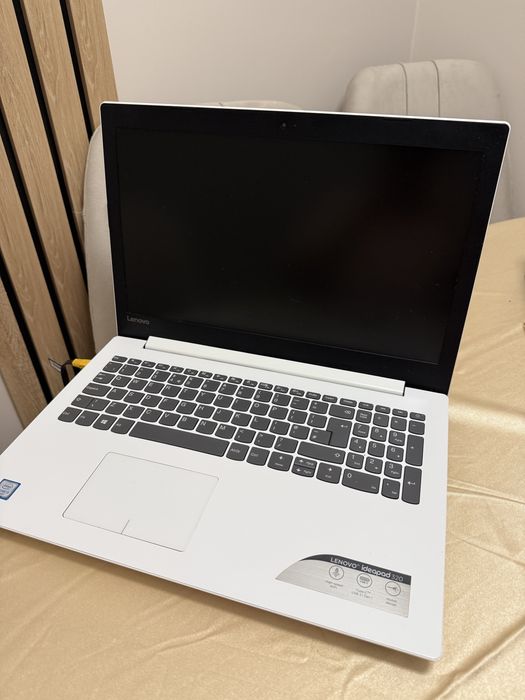 Laptop Lenovo Ideapad 320 impecabil nou negociabil