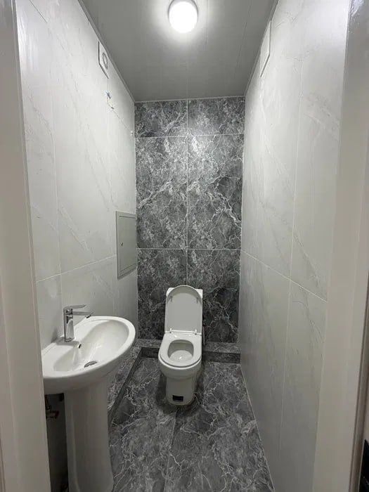 Bezmakler 2 xonali O'g'il bollarga kvartira bor