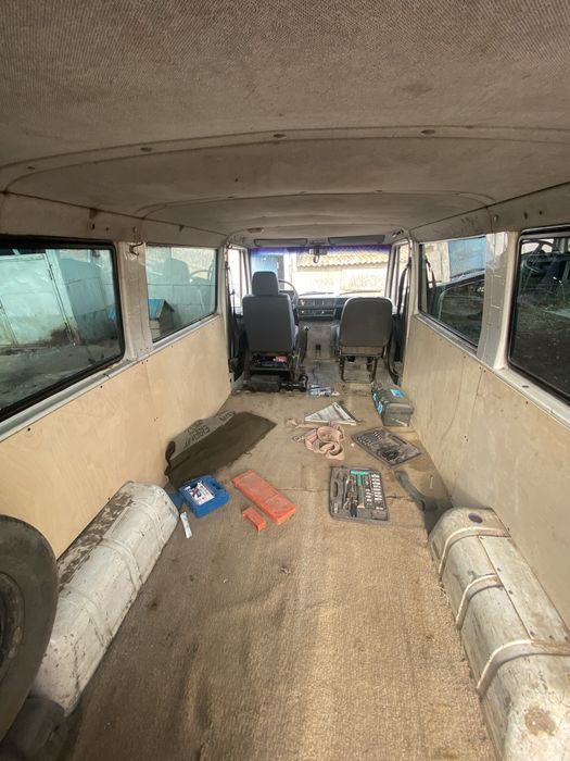 Продам Mercedes 208 d