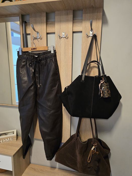 Чанти естествен велур