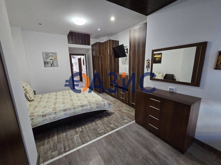 Продава се Двустаен апартамент в Несебър - 77 кв.м за 1403 €/кв.м - Снимка #2
