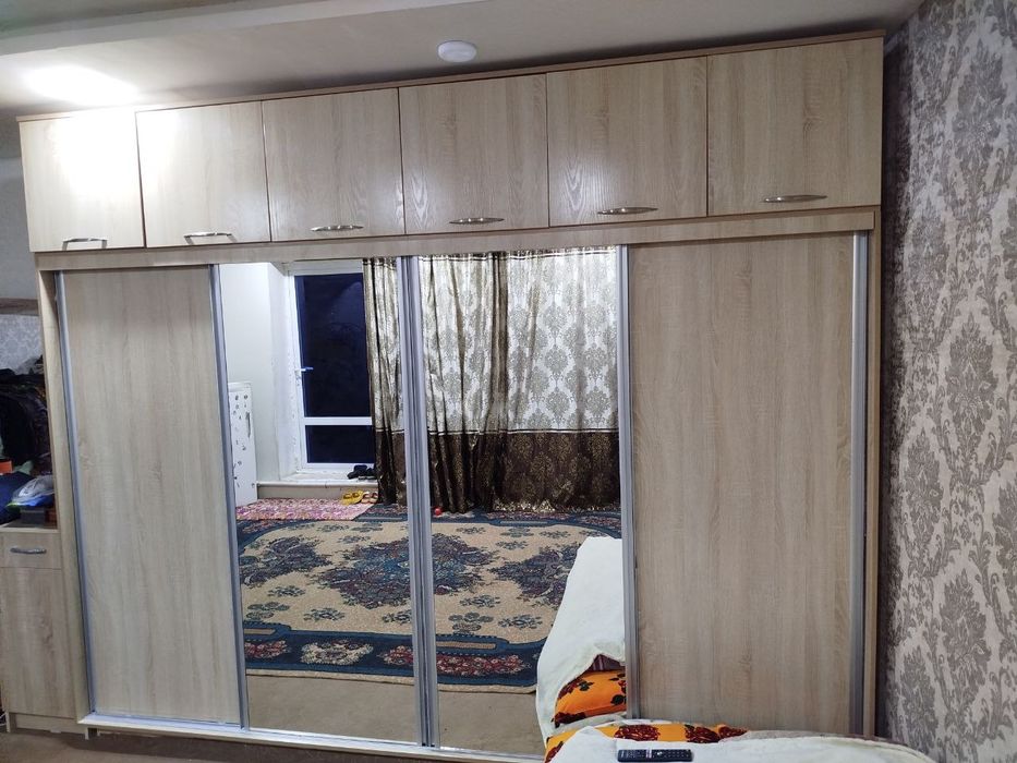 Шифонер сотилади холати яхши