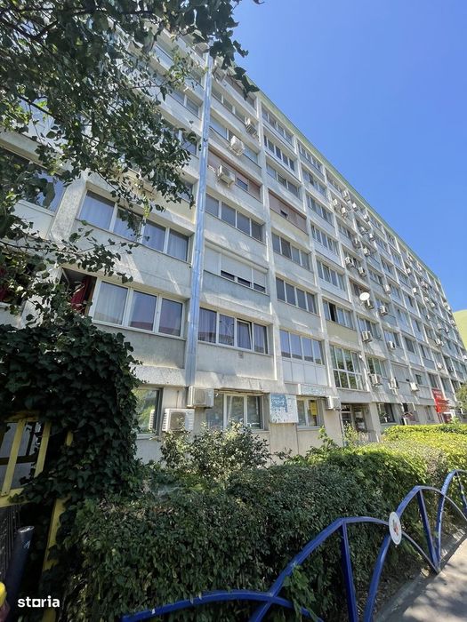 Bulevardul Dimitrie Cantemir, Metrou Tineretului — fotografia 1