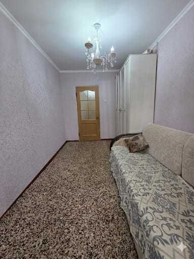 Продается 3-ком кв район Универмаг