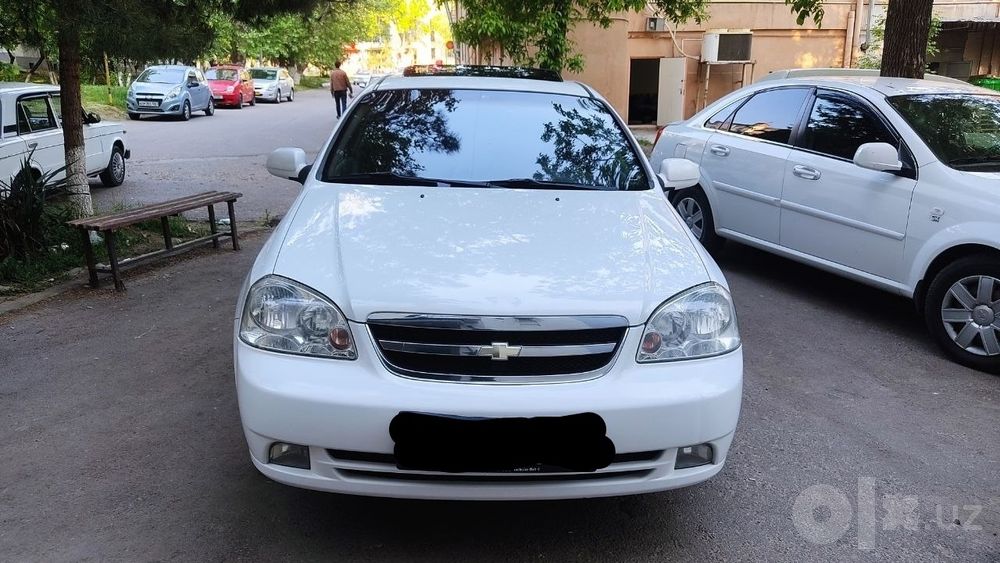 Lacetti sotiladi 3 paziciya