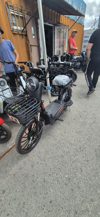 Продаю Мопед электро