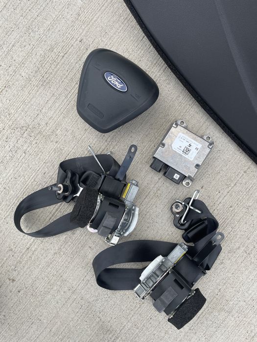 Plansa bord / Kit airbag Ford Fiesta 2013-2016