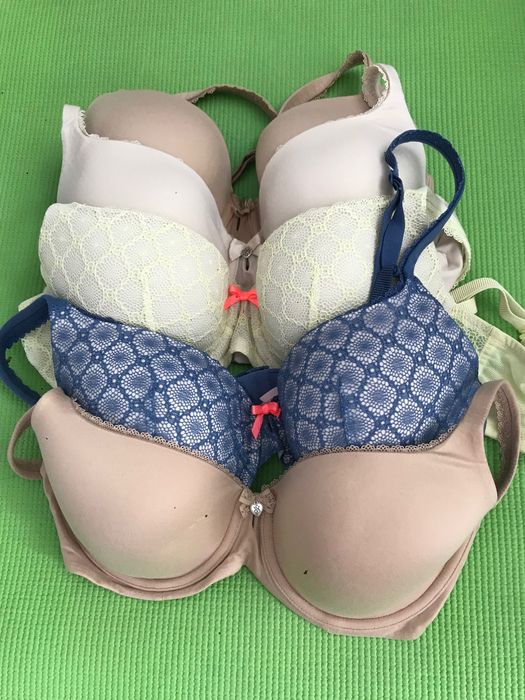 Сутиени Victorias Secret