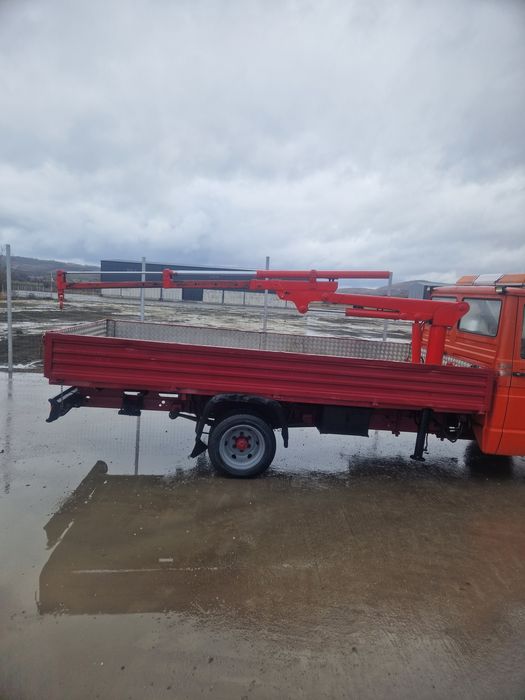 Vînd camionetă fiat 3.5t cu macara ridică 1200kg