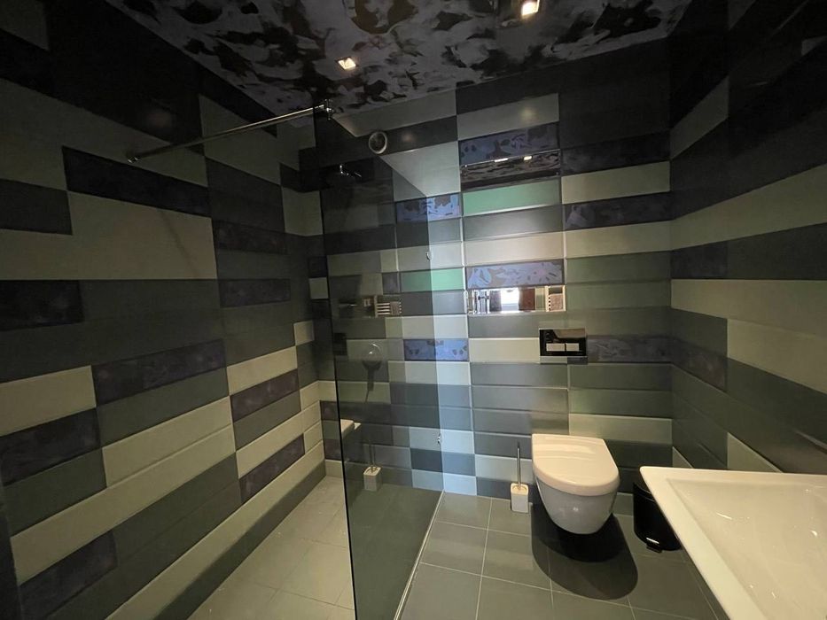 Дава се под наем Двустаен апартамент в Пазарджик, Идеален център - 80 кв.м за 850 € - Снимка #6