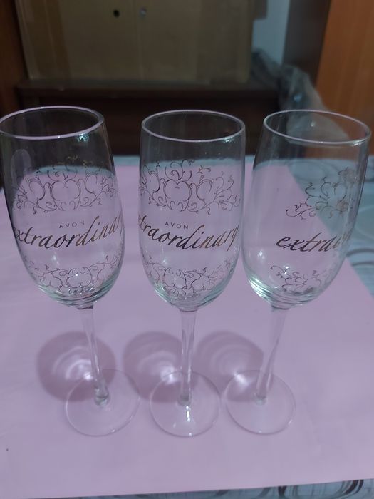 Фужеры для шампанского.