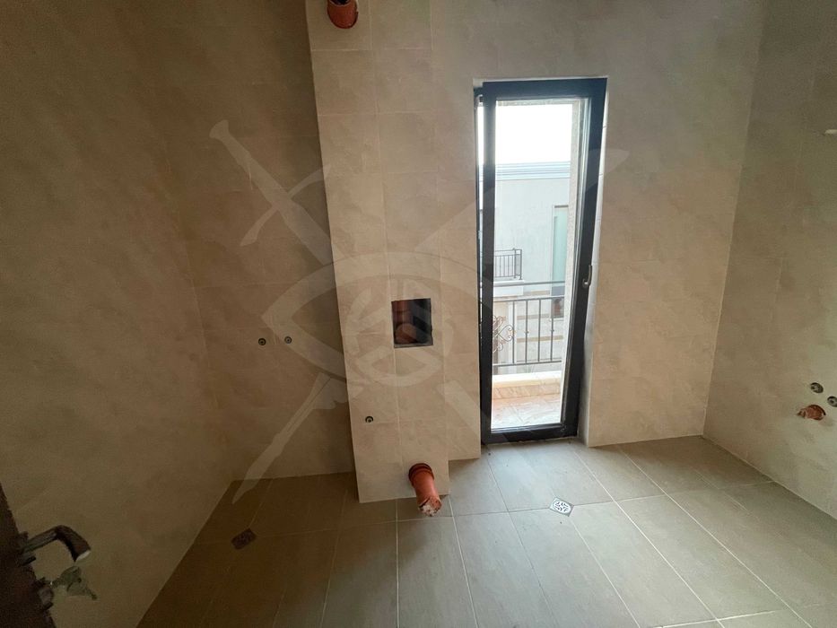 Продава се Къща в Бургас, Сарафово - 140 кв.м за 1136 €/кв.м - Снимка #1