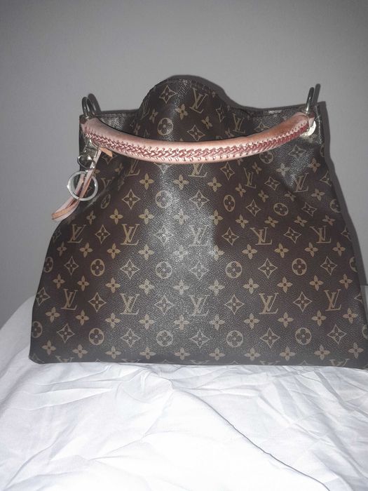 Geanta Louis Vuitton