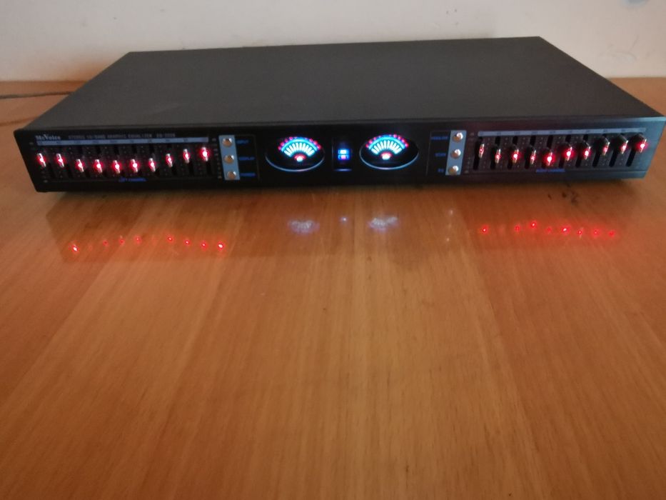 Egalizator stereo 2x10 Benzi