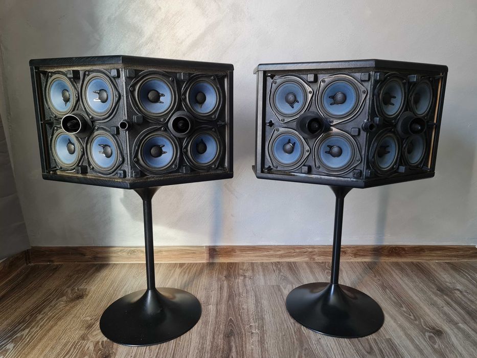 Bose 901 series VI speakers Pair with Equaliser